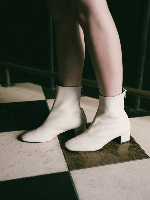 LR Leather Ankle Boots Cream