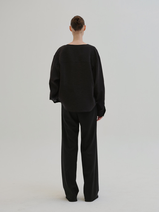 round blouse (black)