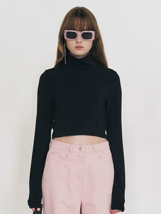 22 Fall_ Black High Neck T-Shirt