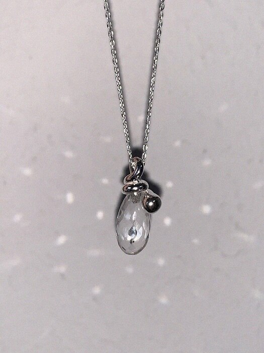 Rock crystal drop Necklace 크리스탈 백수정