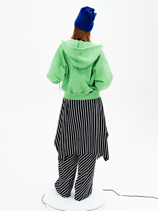 Green zip winter hoodie with signature puller