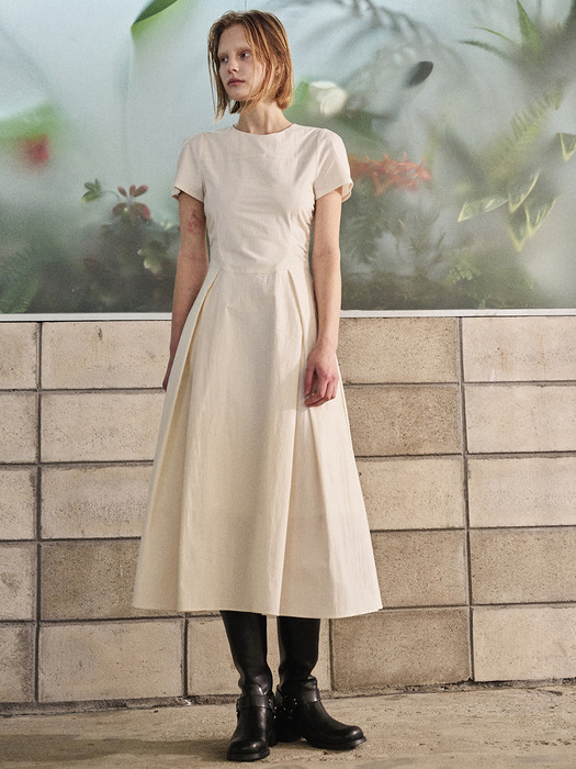 Side Shirring Pintuck Dress, Cream