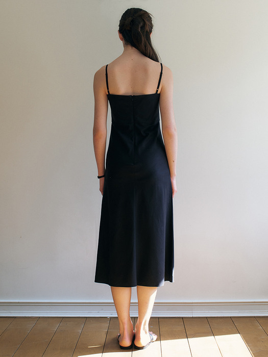 Love_Slim Sleeveless back Zipper Dress - Black