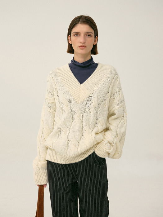 Loose Cable Pullover (ivory)