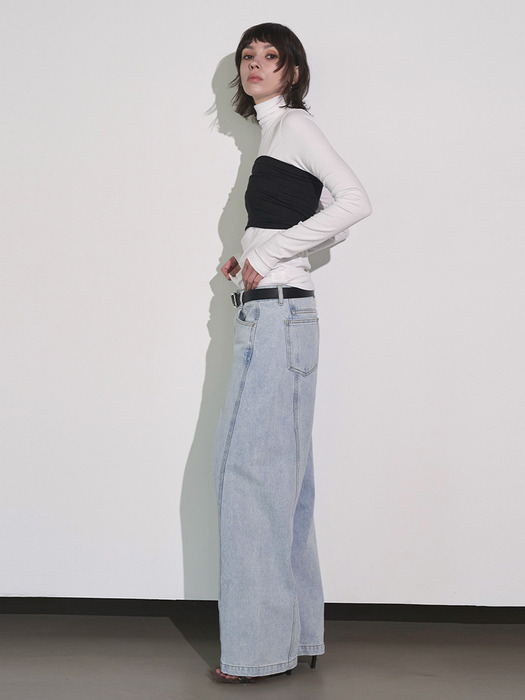 LAYERED TOP TURTLE NECK_ WHITE