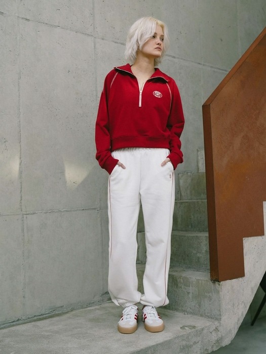 Piping line Essential logo Jogger sweat pants Ivory