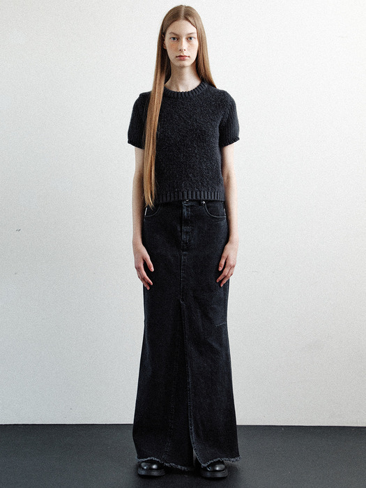 black denim maxi skirt (black)