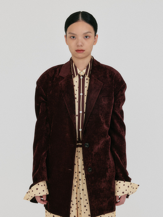 ZELA Transformative Jacket - Burgundy