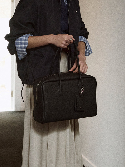 Vetiver bag-black