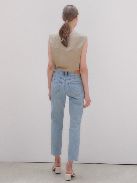 19N Pleats sleeveless blouse [BE]