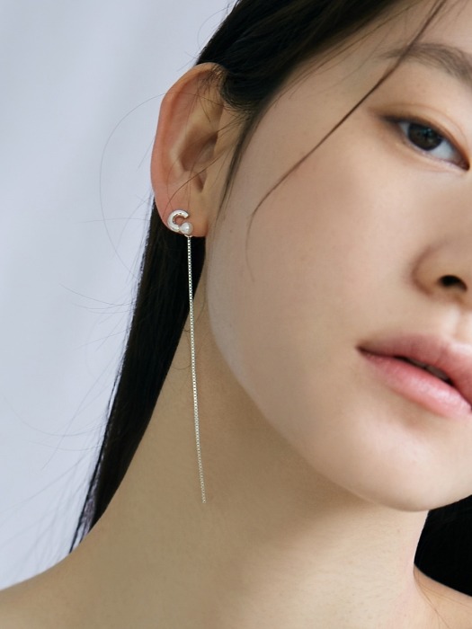 Off White Simple ``drop`` Earring