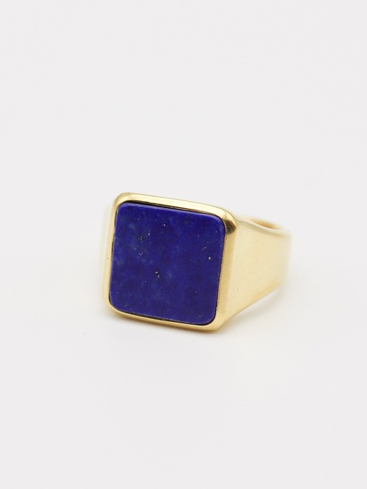 Square signet ring, Lapis lazuli