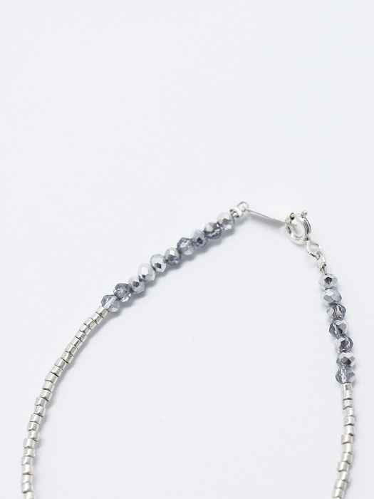 Tiny silver flower beads Bracelet 실버 꽃 비즈팔찌