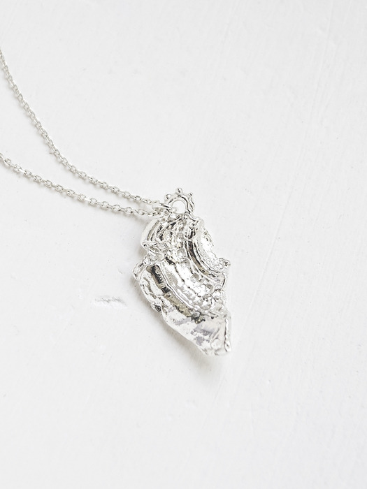 The Gleaming Fragment Part.2 Necklace