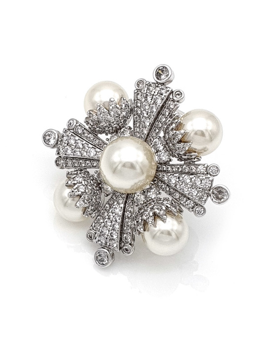 Christie pearl brooch