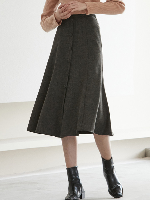 [By Joorti] J556 flared skirt (charcoal)