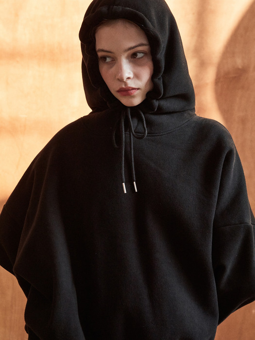 iuw856 napping box hoody (black)