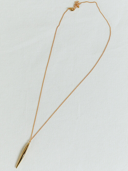 Epee gold necklace