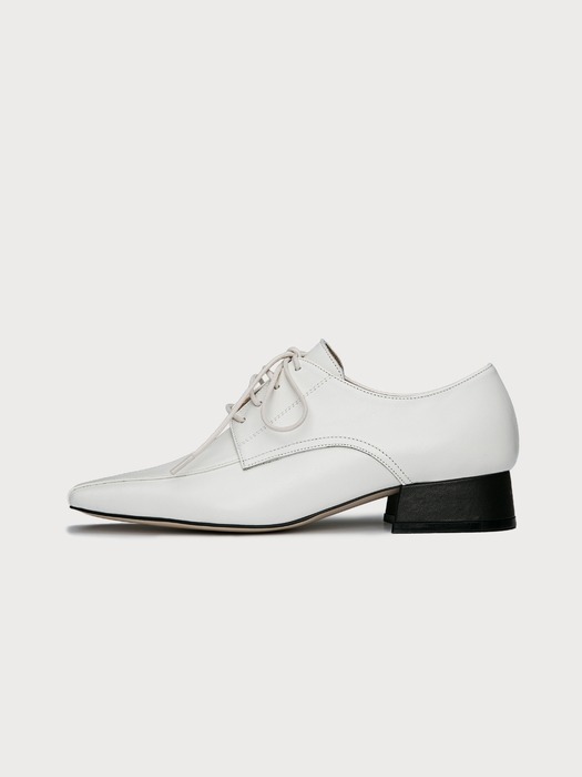 Classic Loafer [Ivory]