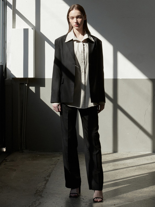 iuw1201 (SET)slit point jacket+straight long slacks (black)