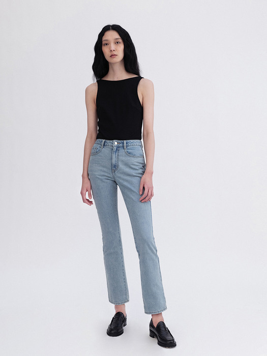 Semi Flared Jeans