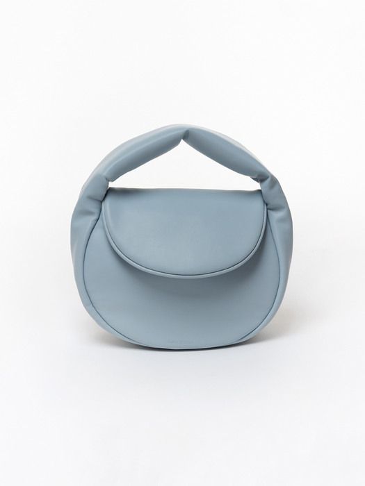 플랩 머그백 Flap mug bag S lambskin - pale blue 10도