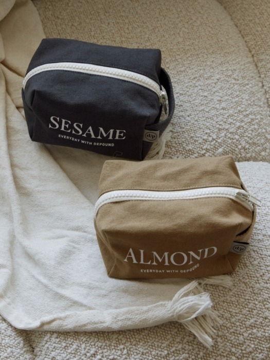 [리퍼브]utility pouch (S) - almond