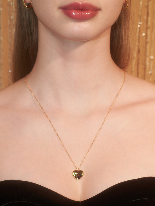 merida heart necklace