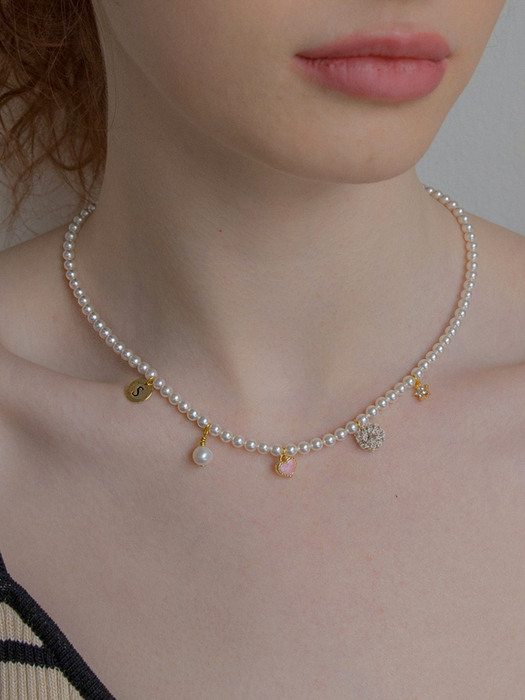 5 mini pendant pearl necklace