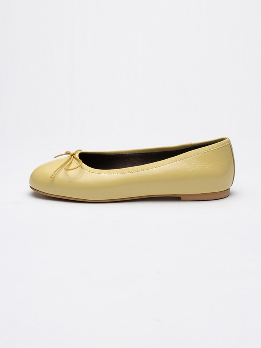 Lala 라라-light yellow(soft patent)