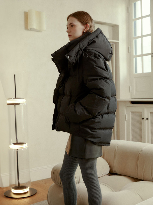 [단독] LE MUSEE_BAZEL Reversible Goose Down Puffer Jumper_Black