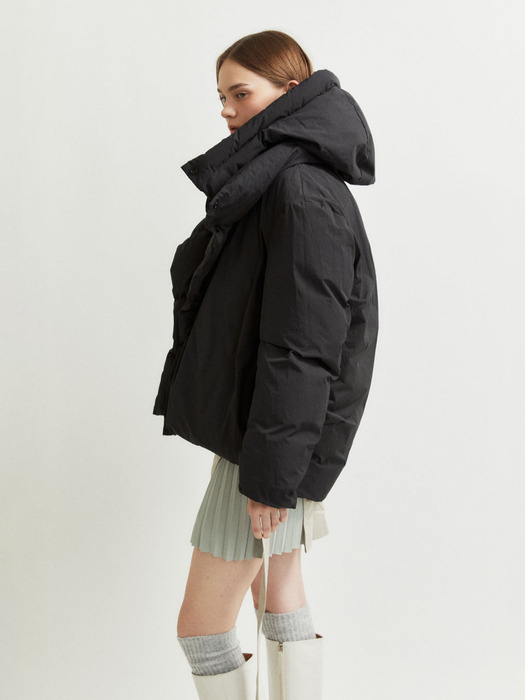 [단독] LE MUSEE_BAZEL Reversible Goose Down Puffer Jumper_Black