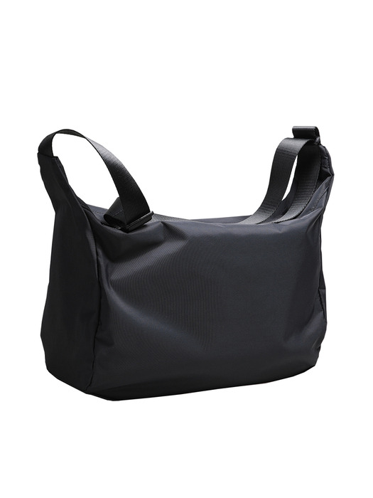 Cent Recyled Nylon Cross Bag_black