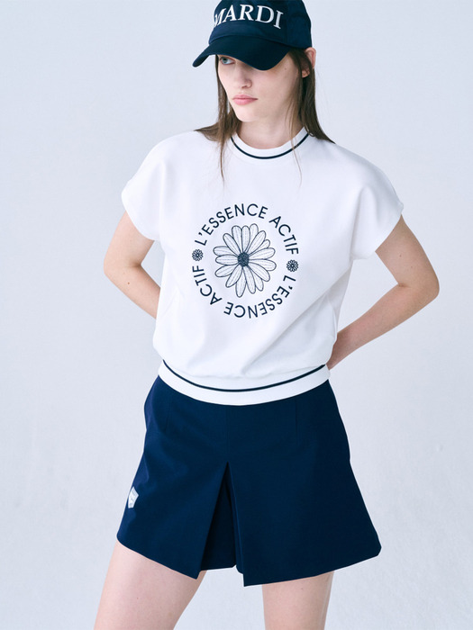 EMBLEM EMBROIDERED ACTIVE TOP _IVORY NAVY
