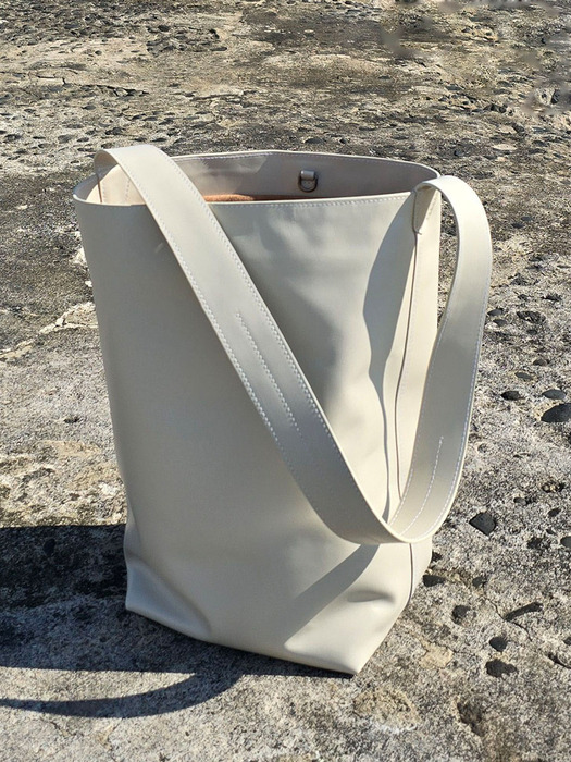 XL Leather Bag / Ecru