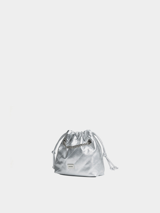 CH. MINI TRAWSTRING BAG, SILVER QUILTING