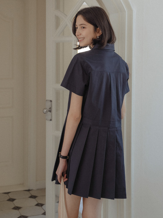 Pleats point half sleeve collar OPS_Navy