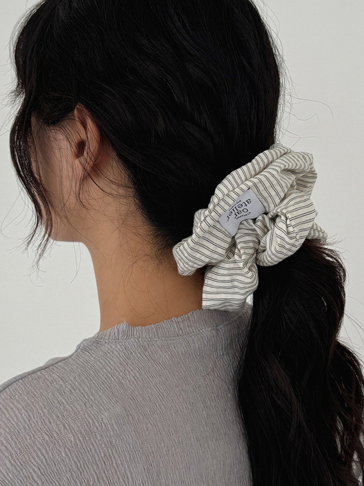 Wide Stripe Shirt Scrunchie [Ivory]