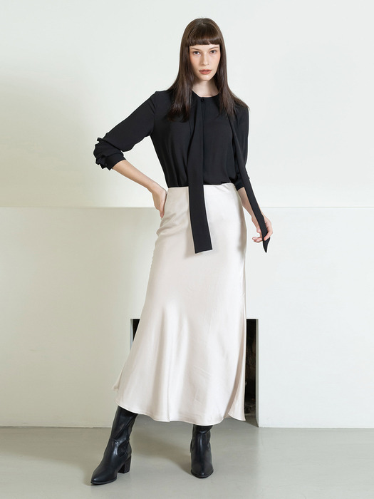 Unbalanced muffler blouse - black