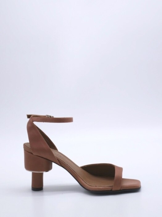 ASYMMETRY ANKLE STRAP 70 SANDALS IN TAN LEATHER