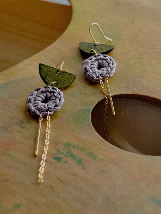 wood chain drop knit earring