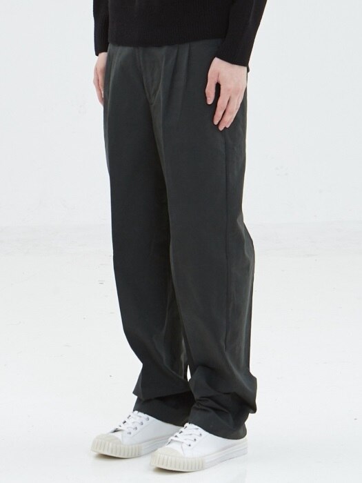 2 tuck wide pants_KHAKI