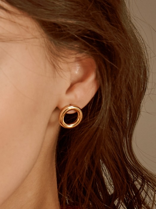 simple donut earring