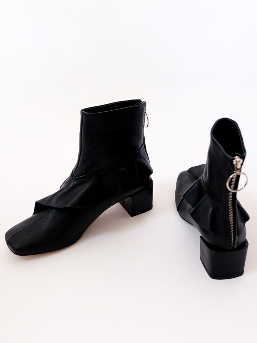  Ruffle line square  Ankle boots