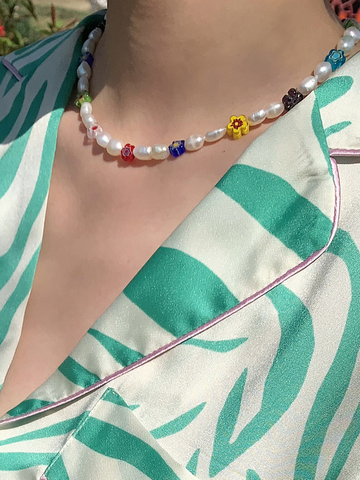 [단독]Flower with Pearl Necklace
