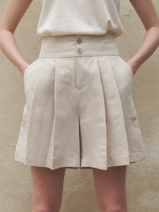 Linen High-Waist Shorts_Natural