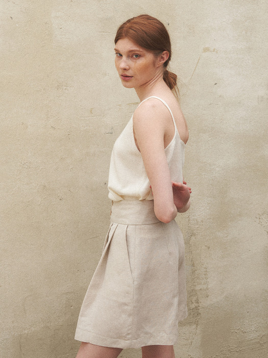 Linen High-Waist Shorts_Natural