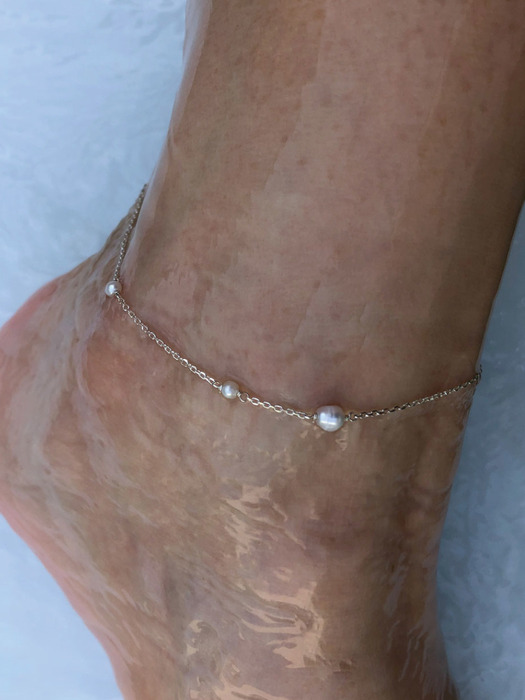 Gold Lirio Pearl Anklet 