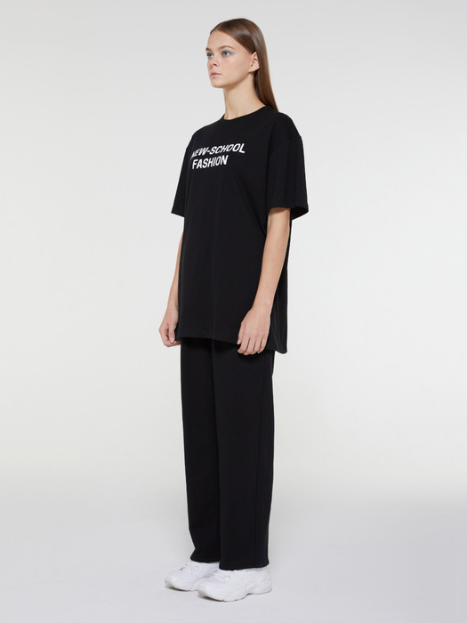 SLOGAN Printed Genderless Tee BLACK