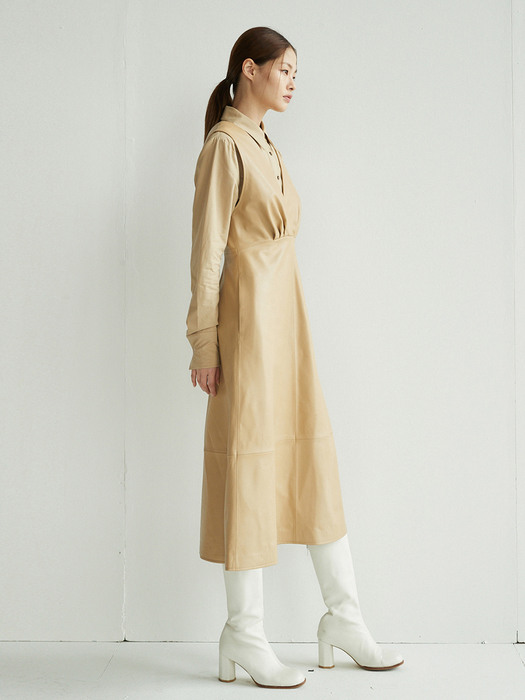 [N]GWANGHWAMUN V-neck leather dress (Sand brown)